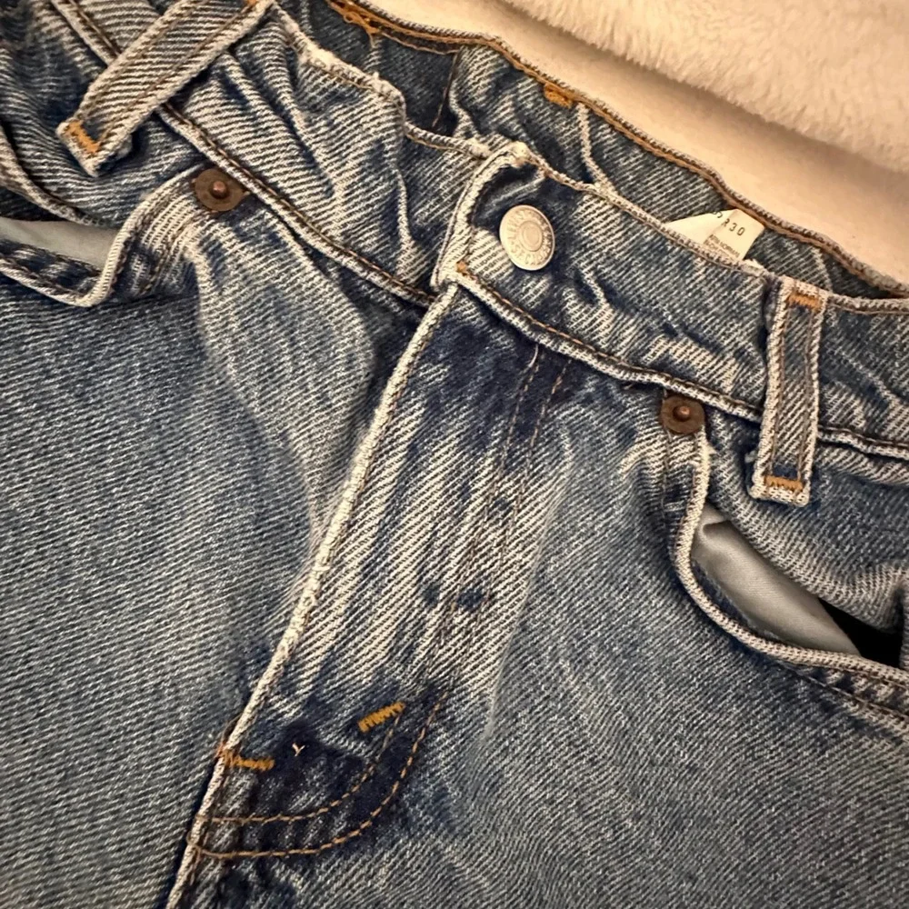 Levi's 550 Denim Shorts Boys 9  Excellent Vintage Relaxed Fit Slim Cut Off Retro
